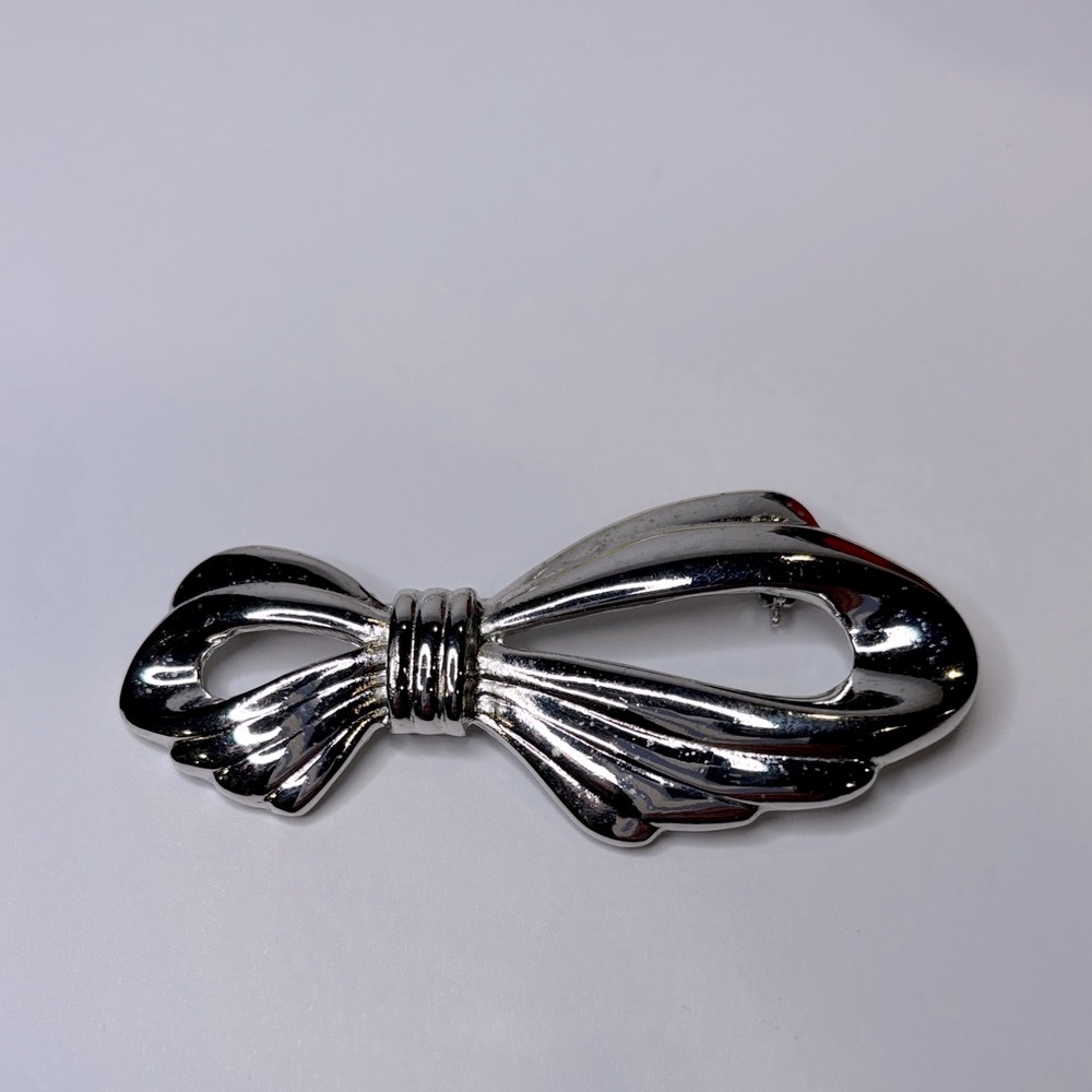 Silver Bow Brooch Vintage